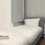 Luxury 2 Bedroom Apartment By Aljoori