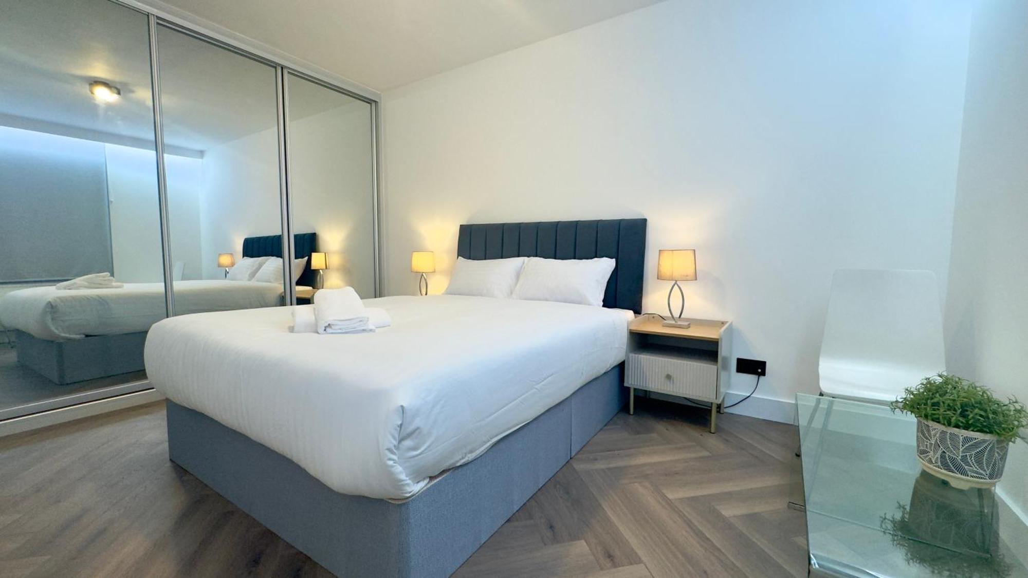 Luxury 2 Bedroom By Aljoori Appartamento
