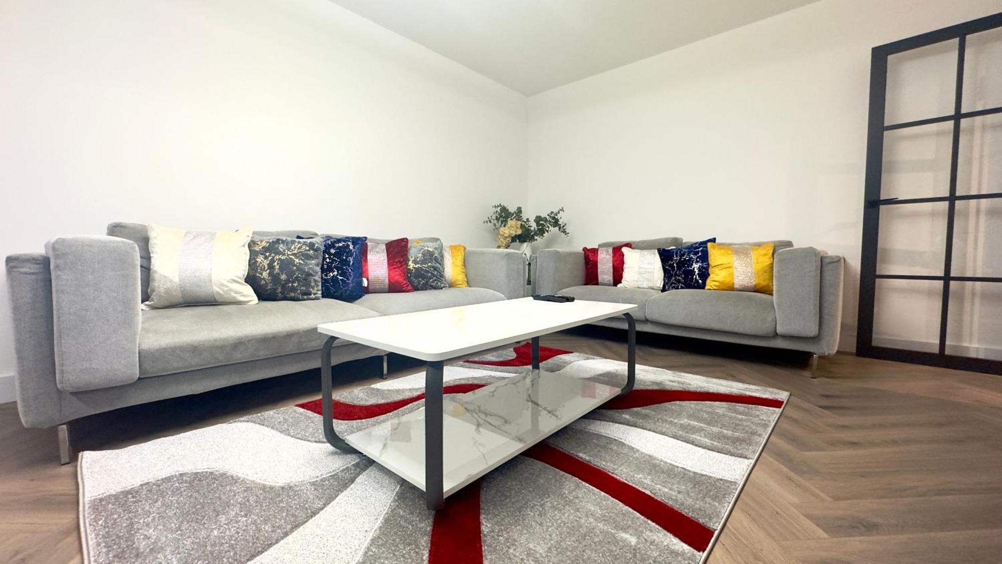 Appartamento Luxury 2 Bedroom By Aljoori